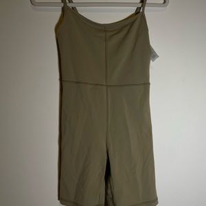 Arizia divinity romper. In color Bitter Sage. Great for fall